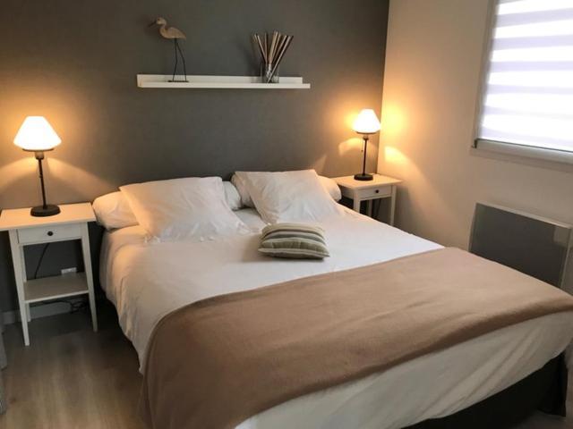 Le Relais De La Hardiesse 6Km Mont St Michel - Chambres Doubles - Suite Spa Privatif Courtils Værelse billede