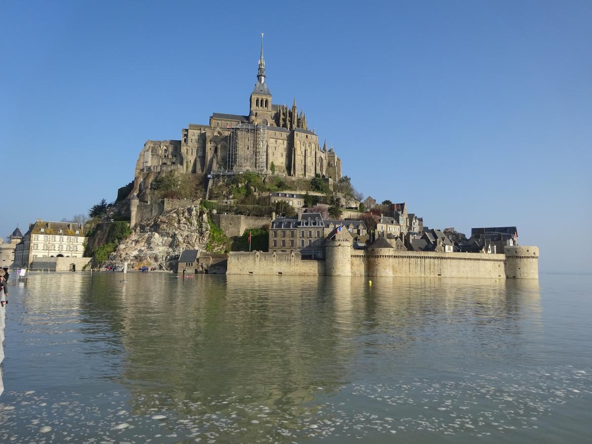 Le Relais De La Hardiesse 6Km Mont St Michel - Chambres Doubles - Suite Spa Privatif Courtils Eksteriør billede